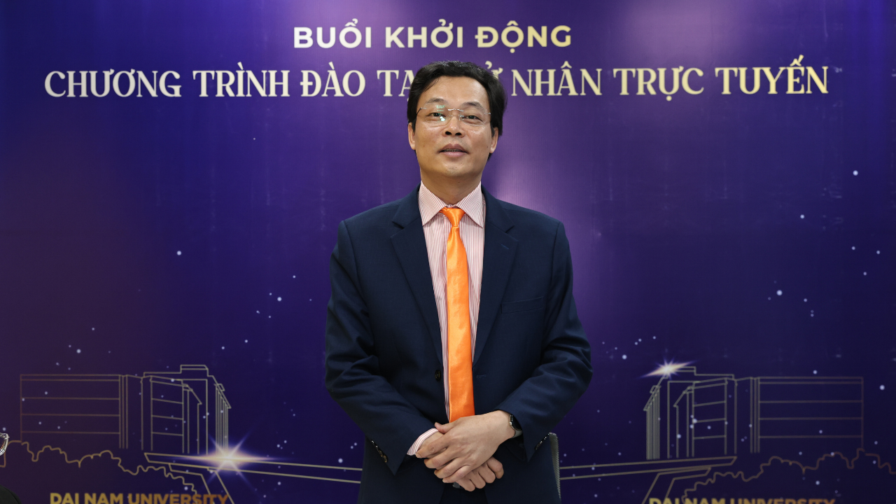 Buổi Khởi động Chương trình Cử nhân Trực tuyến Đại học Đại Nam 11/05/2025